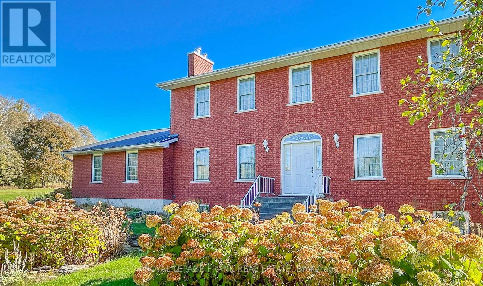 556 Hwy 7a Highway, Kawartha Lakes (Manvers), Ontario  L0A 1A0 - Photo 14 - X12480395