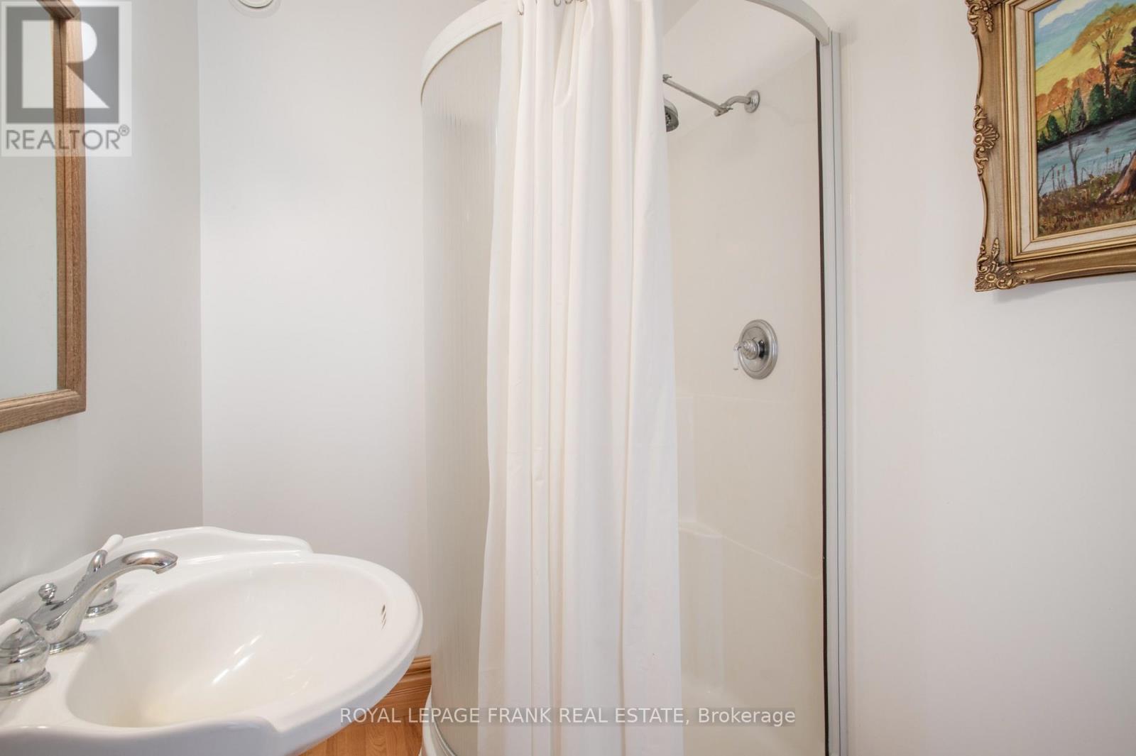 556 Hwy 7a Highway, Kawartha Lakes (Manvers), Ontario  L0A 1A0 - Photo 35 - X12480395