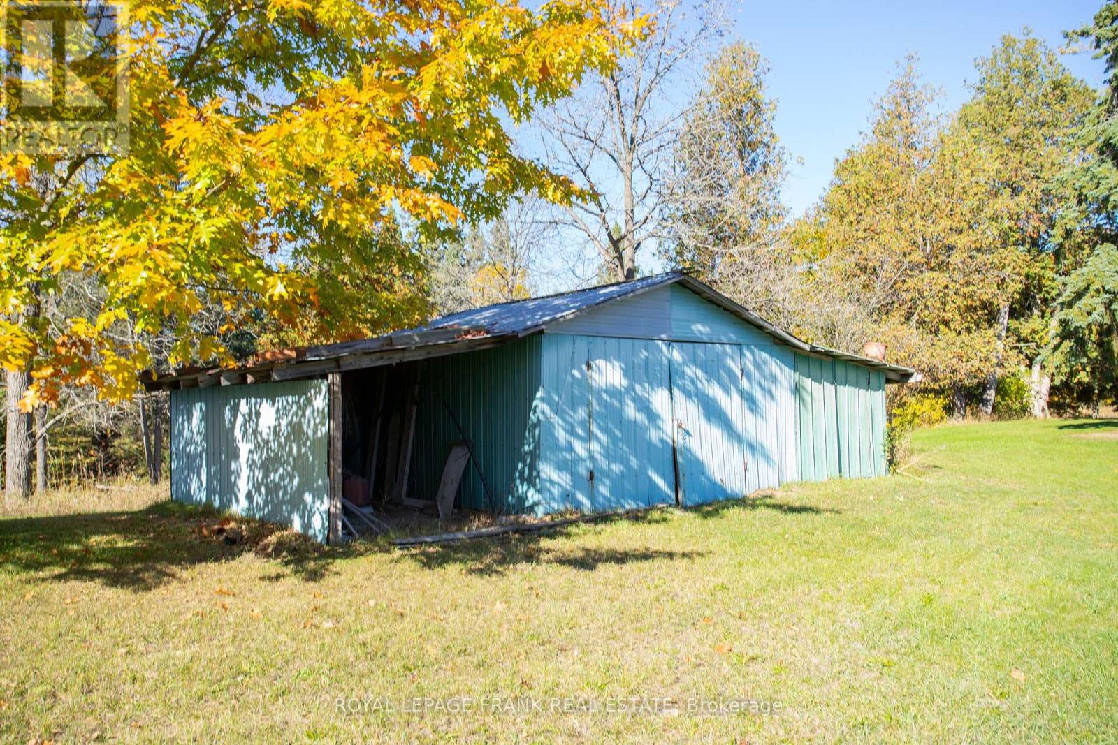 556 Hwy 7a Highway, Kawartha Lakes (Manvers), Ontario  L0A 1A0 - Photo 43 - X12480395