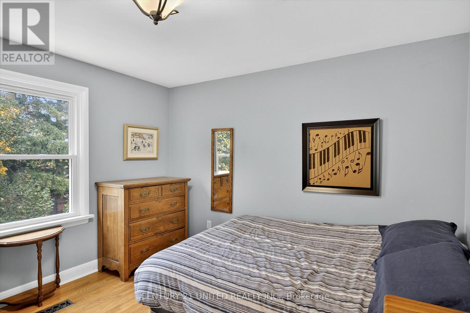 715 Stannor Drive, Peterborough (Town Ward 3), Ontario  K9J 4S9 - Photo 18 - X12480474