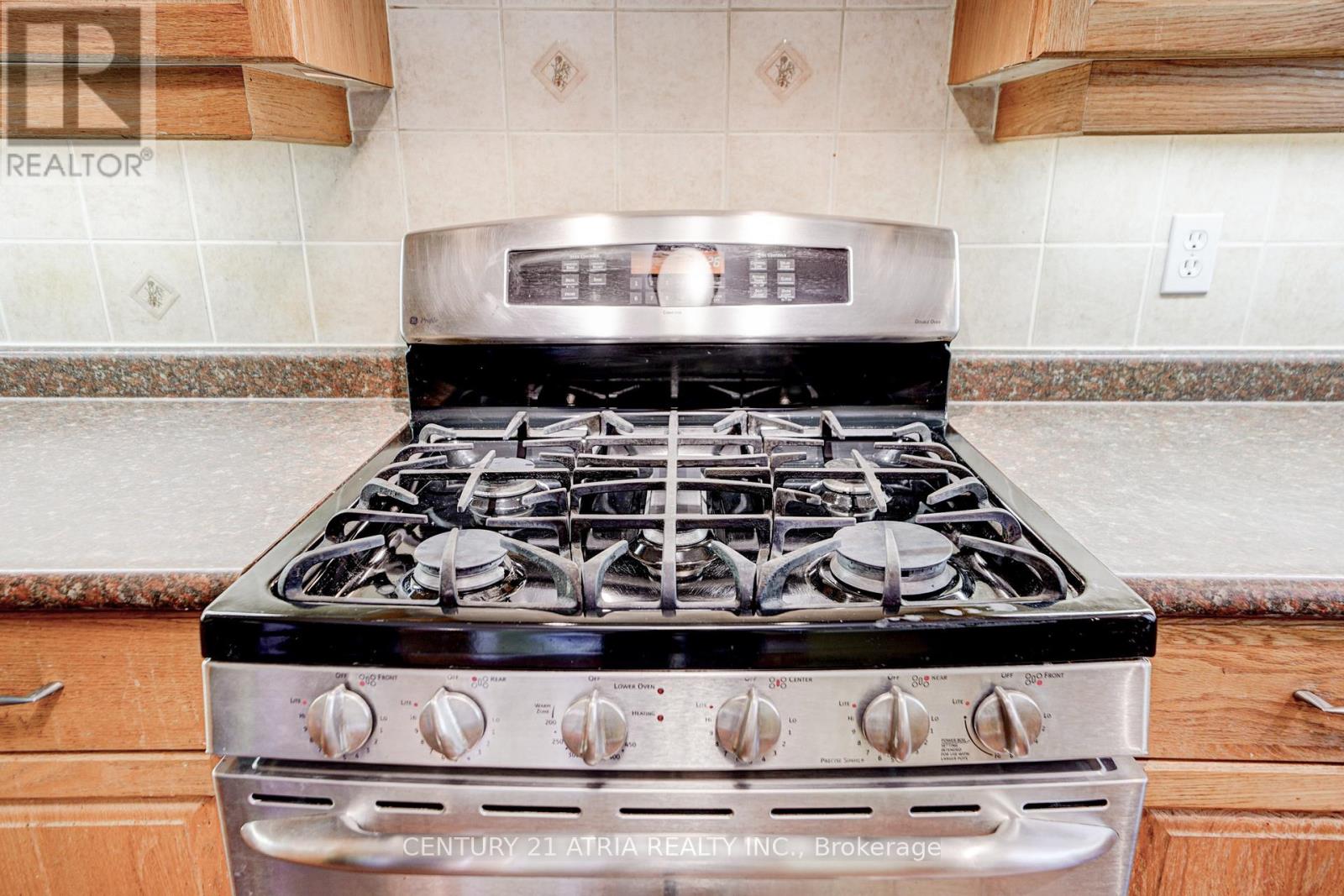 1654 Ravenwood Drive, Peterborough (Monaghan Ward 2), Ontario  K9K 2R1 - Photo 9 - X12480388