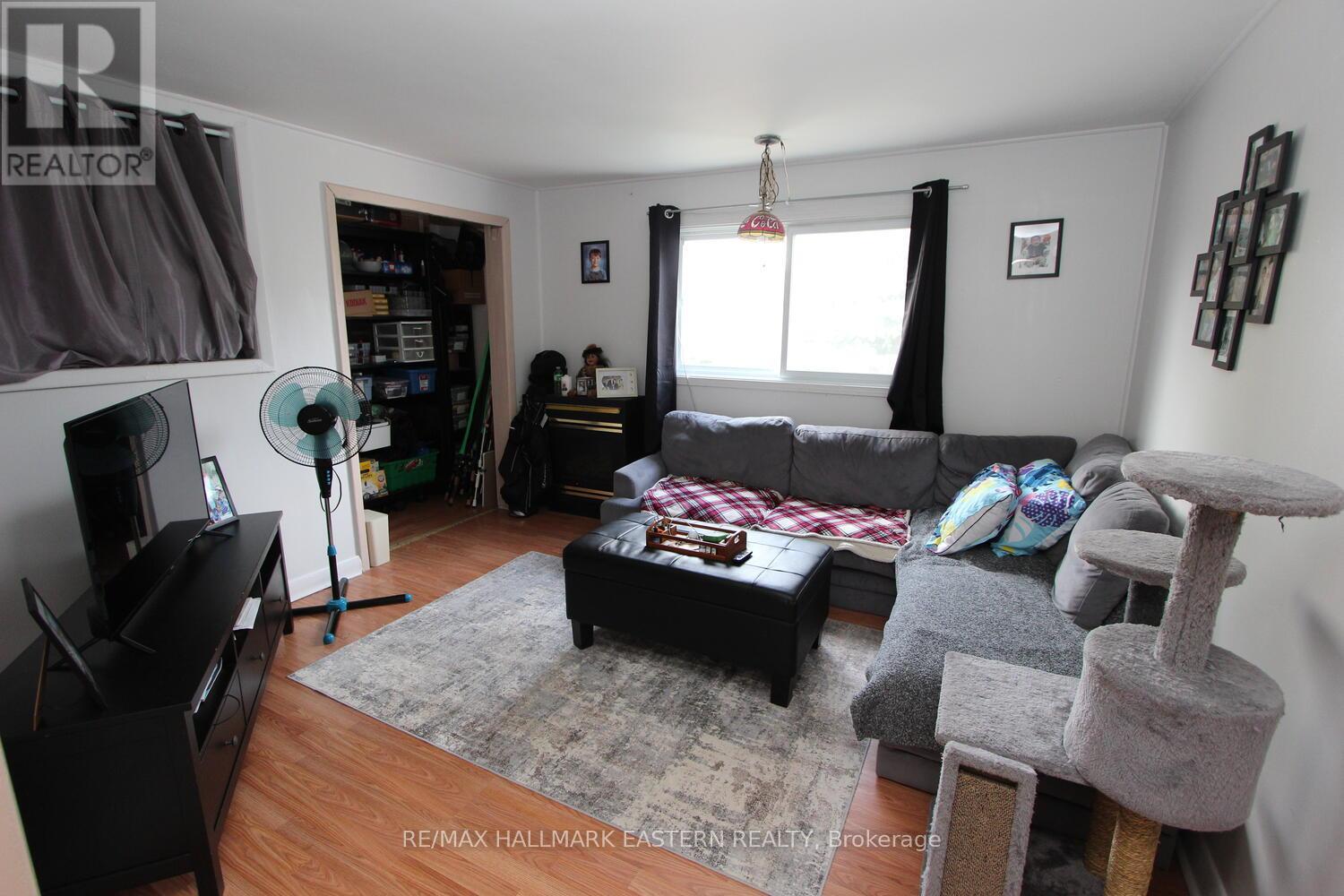 4 Orange Street, Havelock-Belmont-Methuen (Havelock), Ontario  K0L 1Z0 - Photo 8 - X12480624