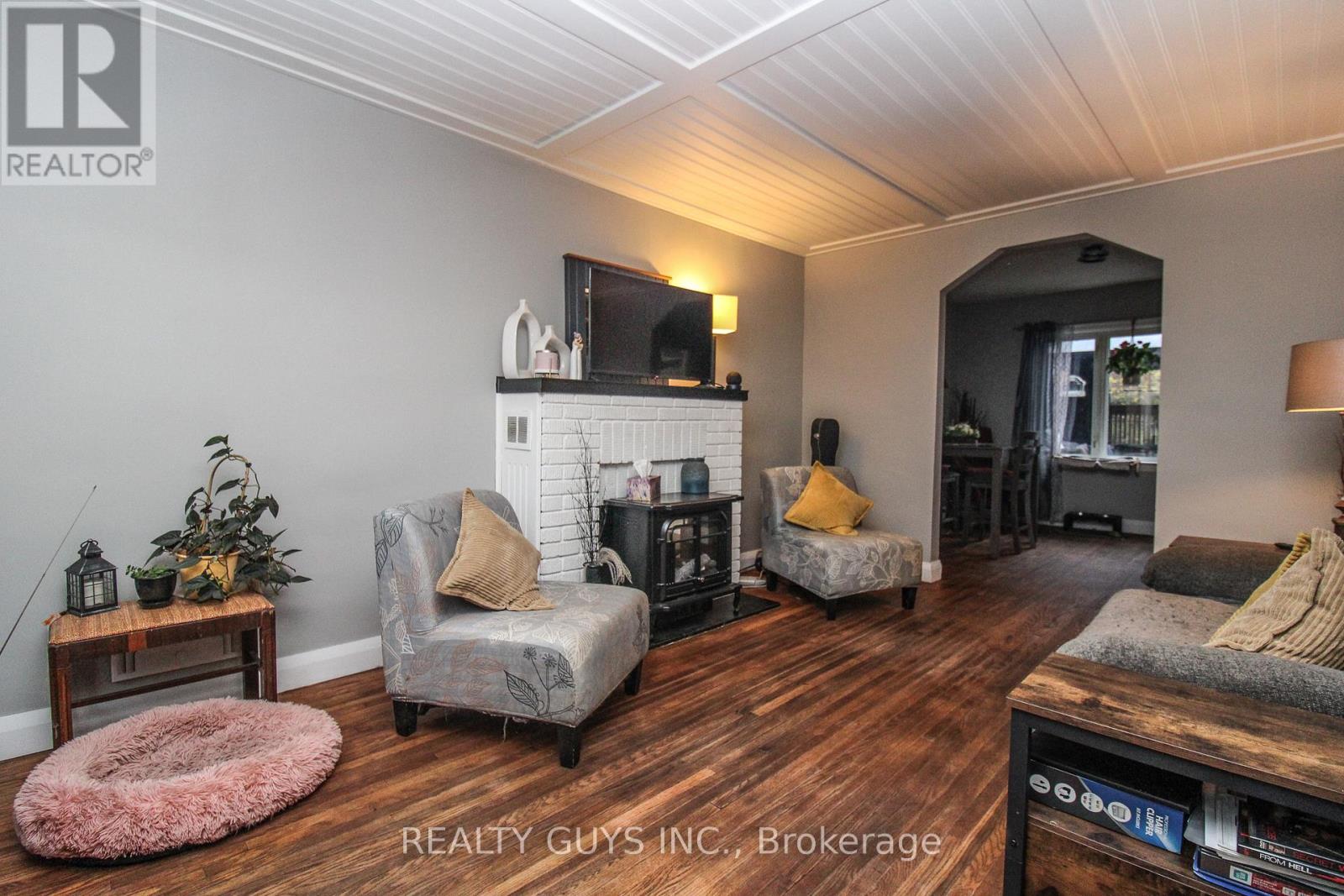 502 Wellington Street, Peterborough (Northcrest Ward 5), Ontario  K9H 5C5 - Photo 22 - X12480670