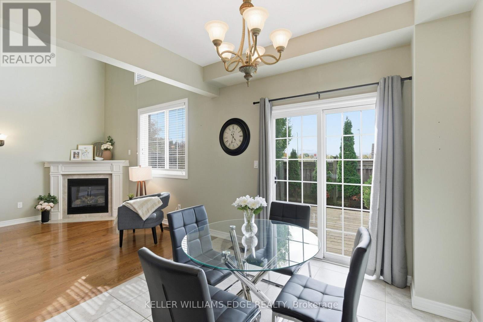 62 Browview Drive, Hamilton (Waterdown), Ontario  L1B 1L9 - Photo 10 - X12480502