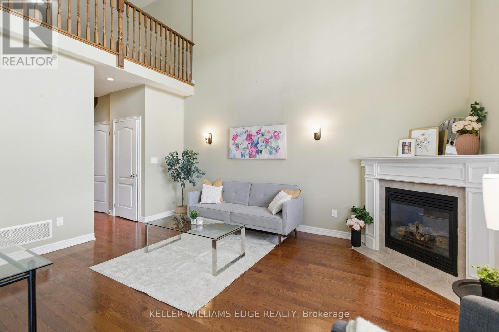 62 Browview Drive, Hamilton (Waterdown), Ontario  L1B 1L9 - Photo 7 - X12480502