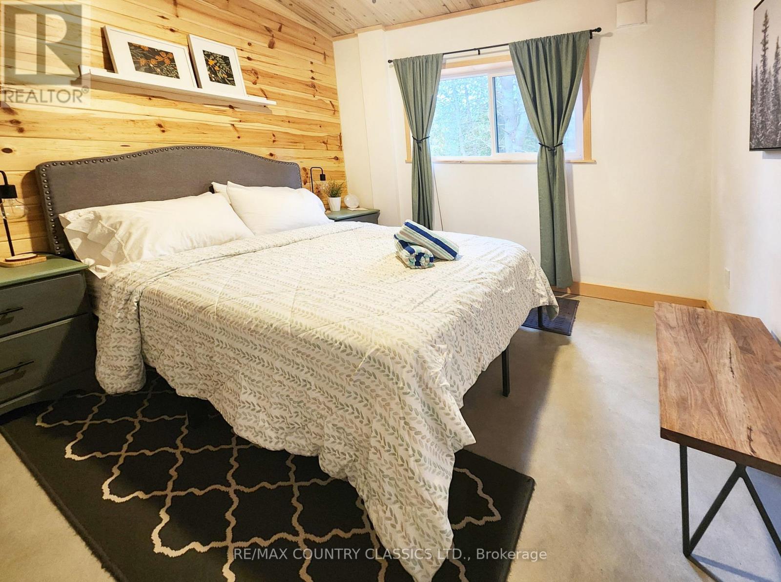 338 Detlor Road, Bancroft (Dungannon Ward), Ontario  K0L 2S0 - Photo 15 - X12480743