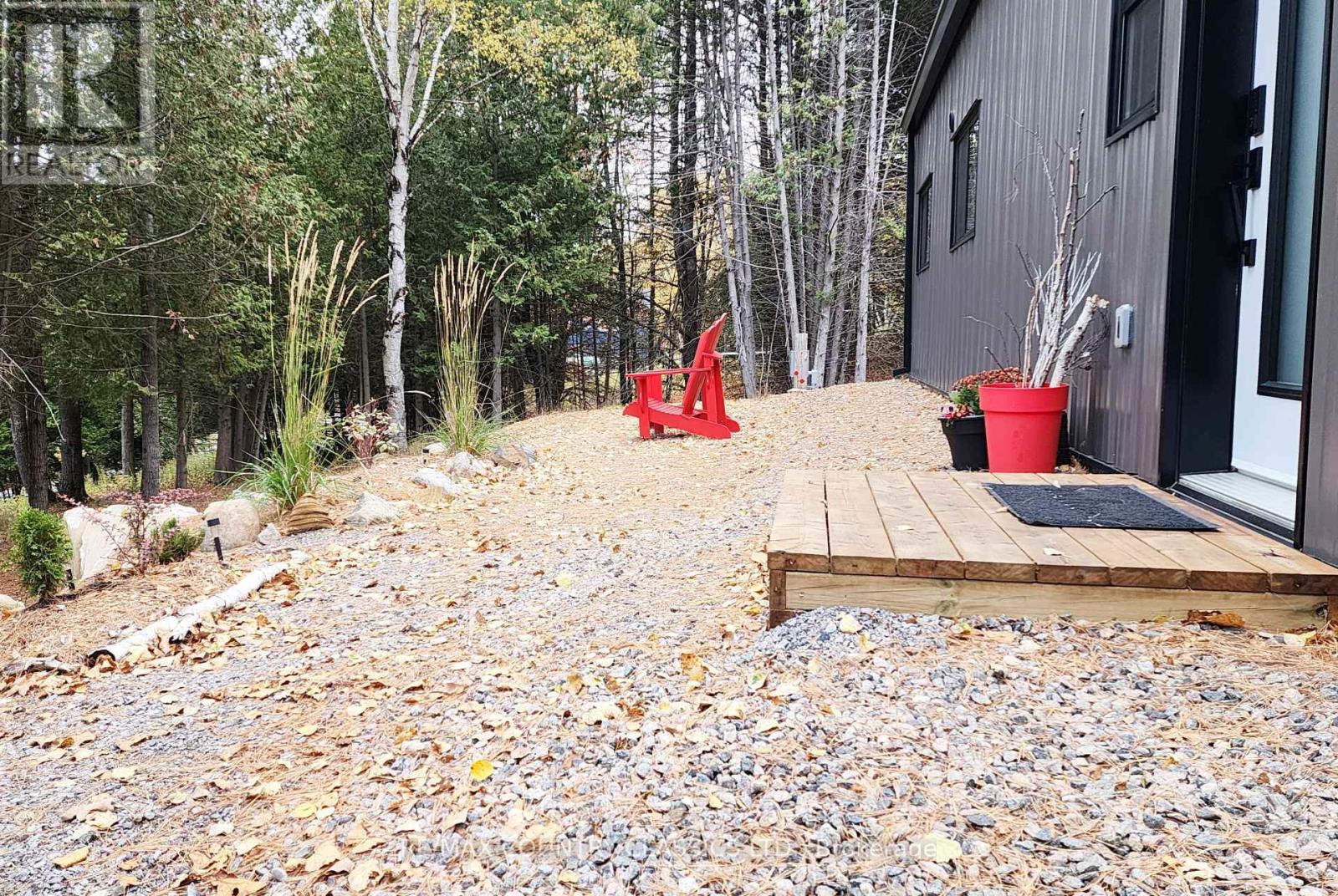 338 Detlor Road, Bancroft (Dungannon Ward), Ontario  K0L 2S0 - Photo 4 - X12480743