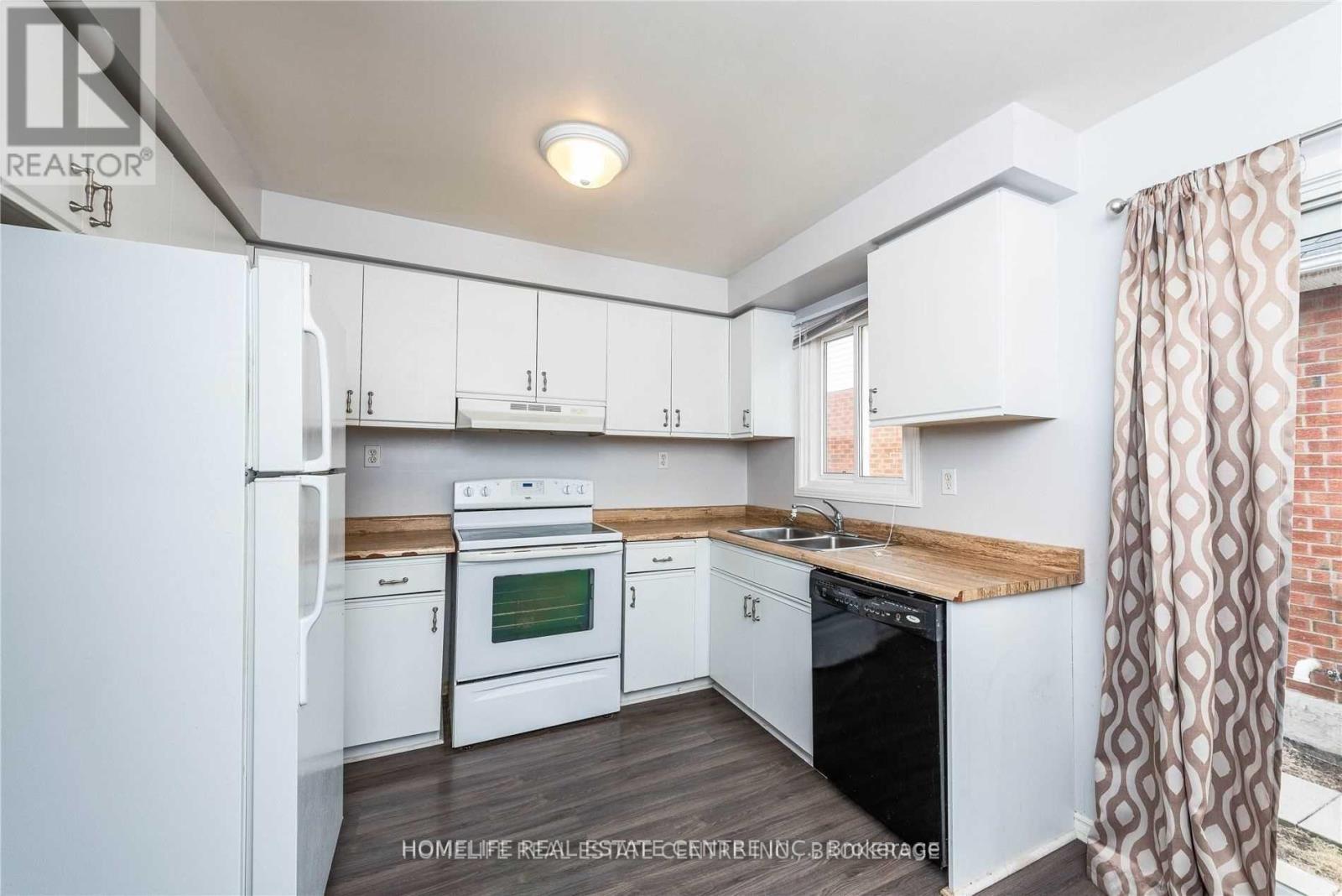 79 Hart Boulevard S, Clarington (Newcastle), Ontario  L1B 1E4 - Photo 9 - E12480860