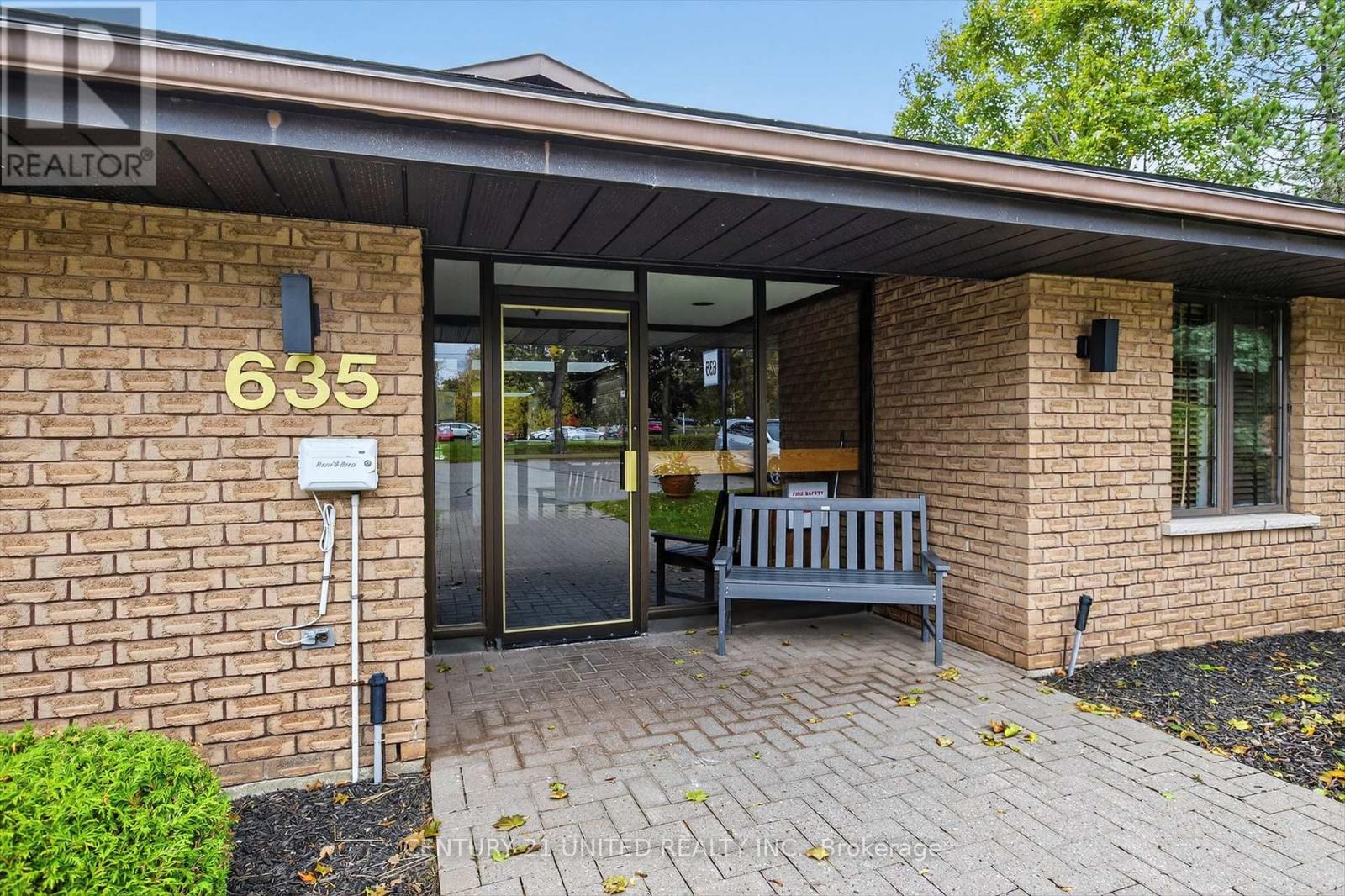 8 - 635 Whitaker Street, Peterborough (Ashburnham Ward 4), Ontario  K9H 7L5 - Photo 3 - X12480942