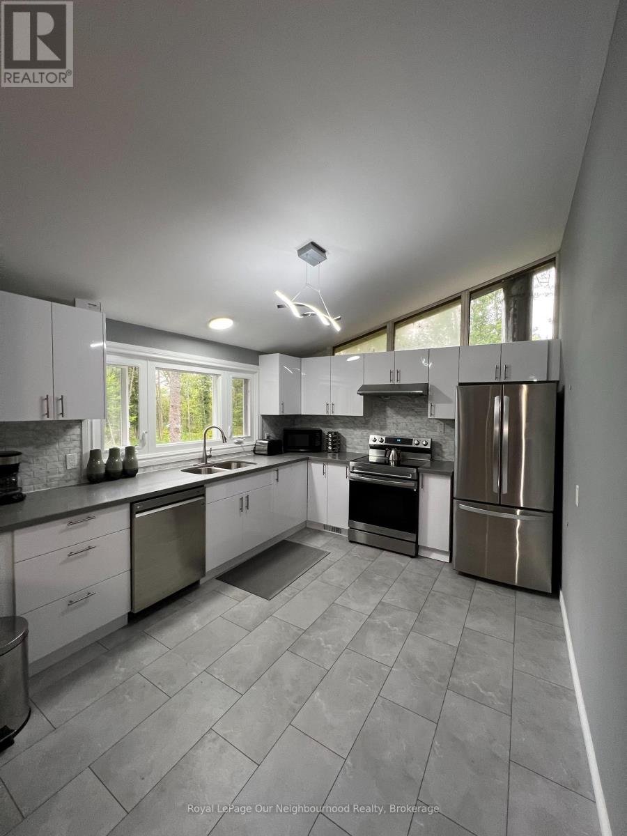 A - 41 Valley View Lane, Trent Hills, Ontario  K0L 1Y0 - Photo 6 - X12480955