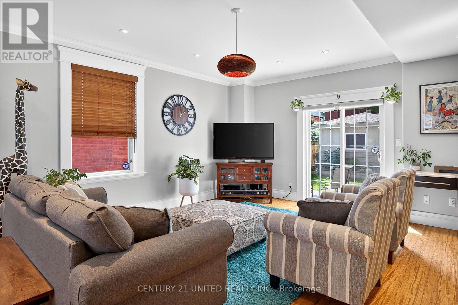 317 Margaret Avenue, Peterborough (Town Ward 3), Ontario  K9J 5H1 - Photo 13 - X12481045