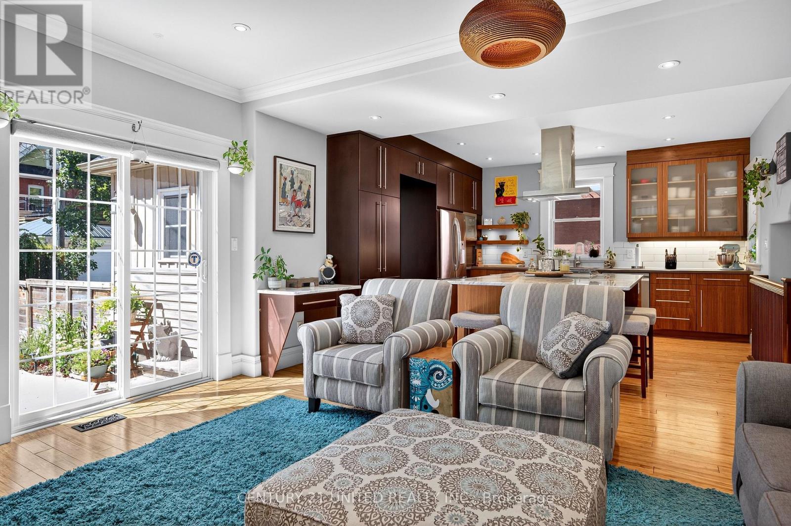 317 Margaret Avenue, Peterborough (Town Ward 3), Ontario  K9J 5H1 - Photo 14 - X12481045