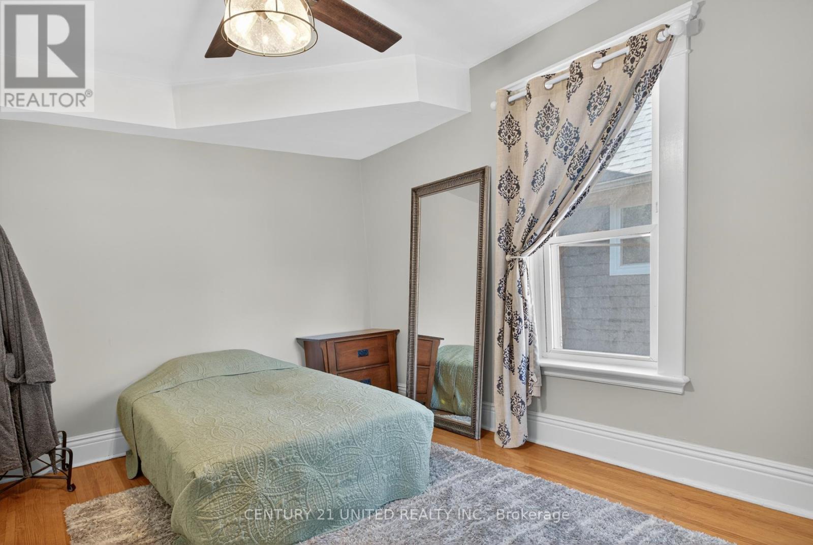 317 Margaret Avenue, Peterborough (Town Ward 3), Ontario  K9J 5H1 - Photo 25 - X12481045