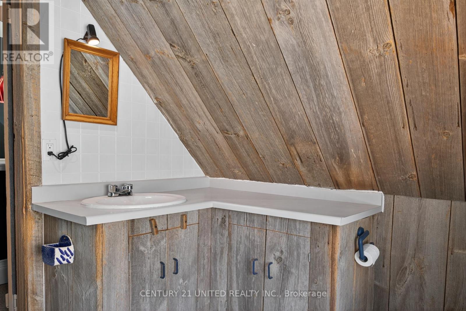 317 Margaret Avenue, Peterborough (Town Ward 3), Ontario  K9J 5H1 - Photo 33 - X12481045