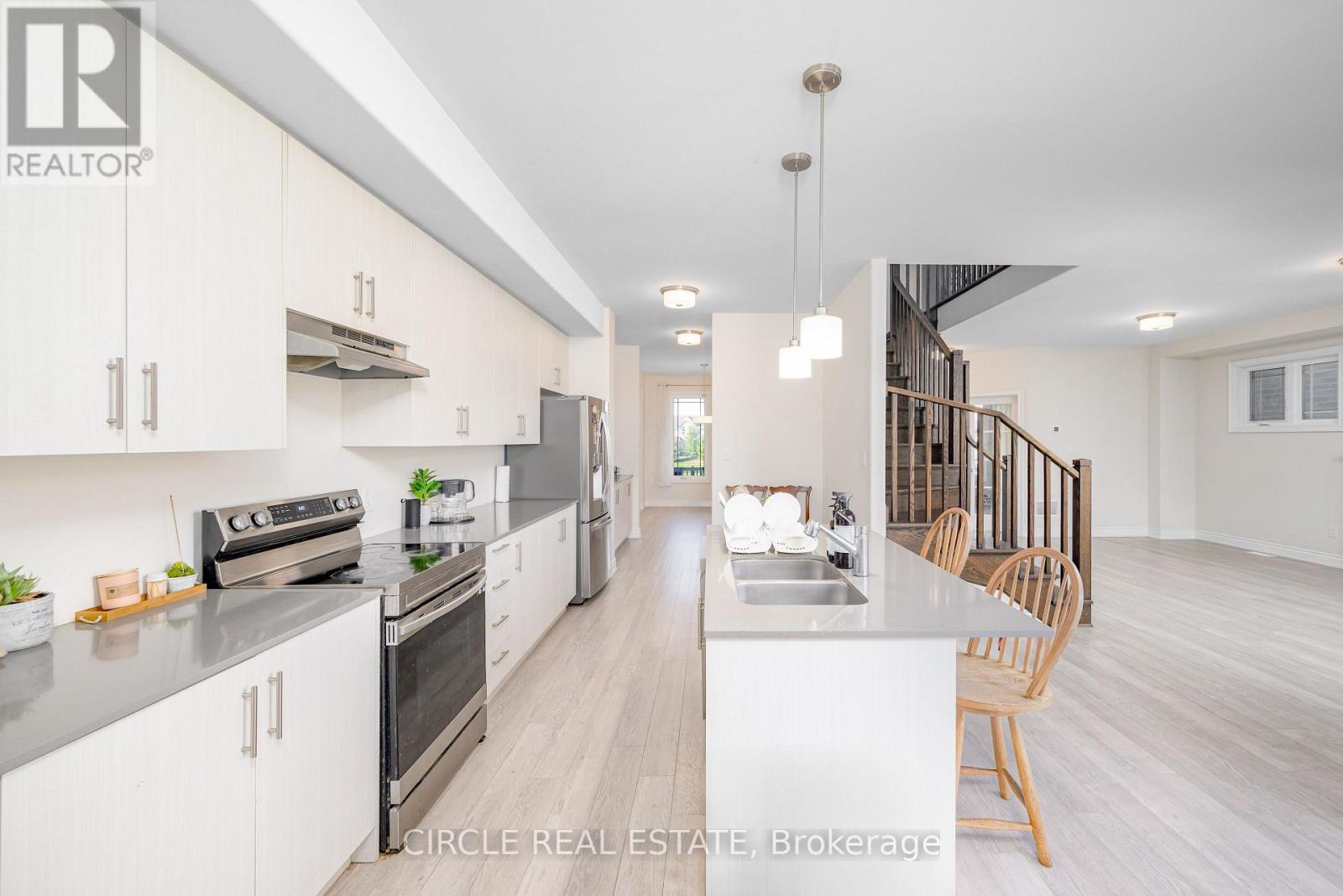 720 Whetstone Lane, Peterborough (Northcrest Ward 5), Ontario  K9H 0G4 - Photo 20 - X12480920