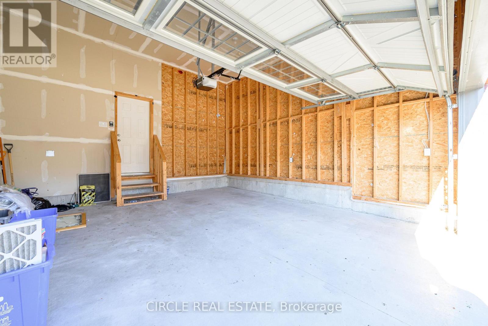 720 Whetstone Lane, Peterborough (Northcrest Ward 5), Ontario  K9H 0G4 - Photo 38 - X12480920