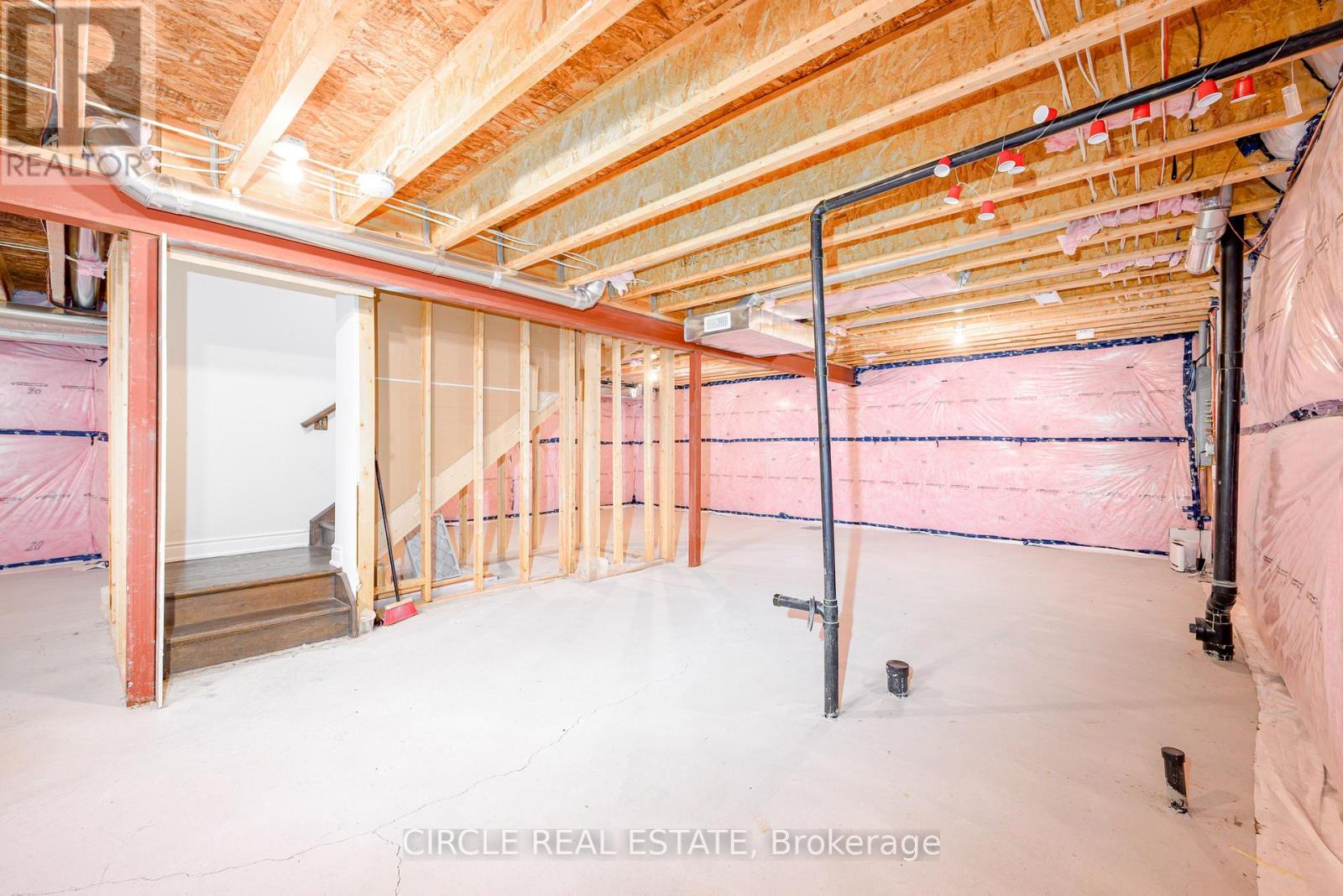 720 Whetstone Lane, Peterborough (Northcrest Ward 5), Ontario  K9H 0G4 - Photo 41 - X12480920