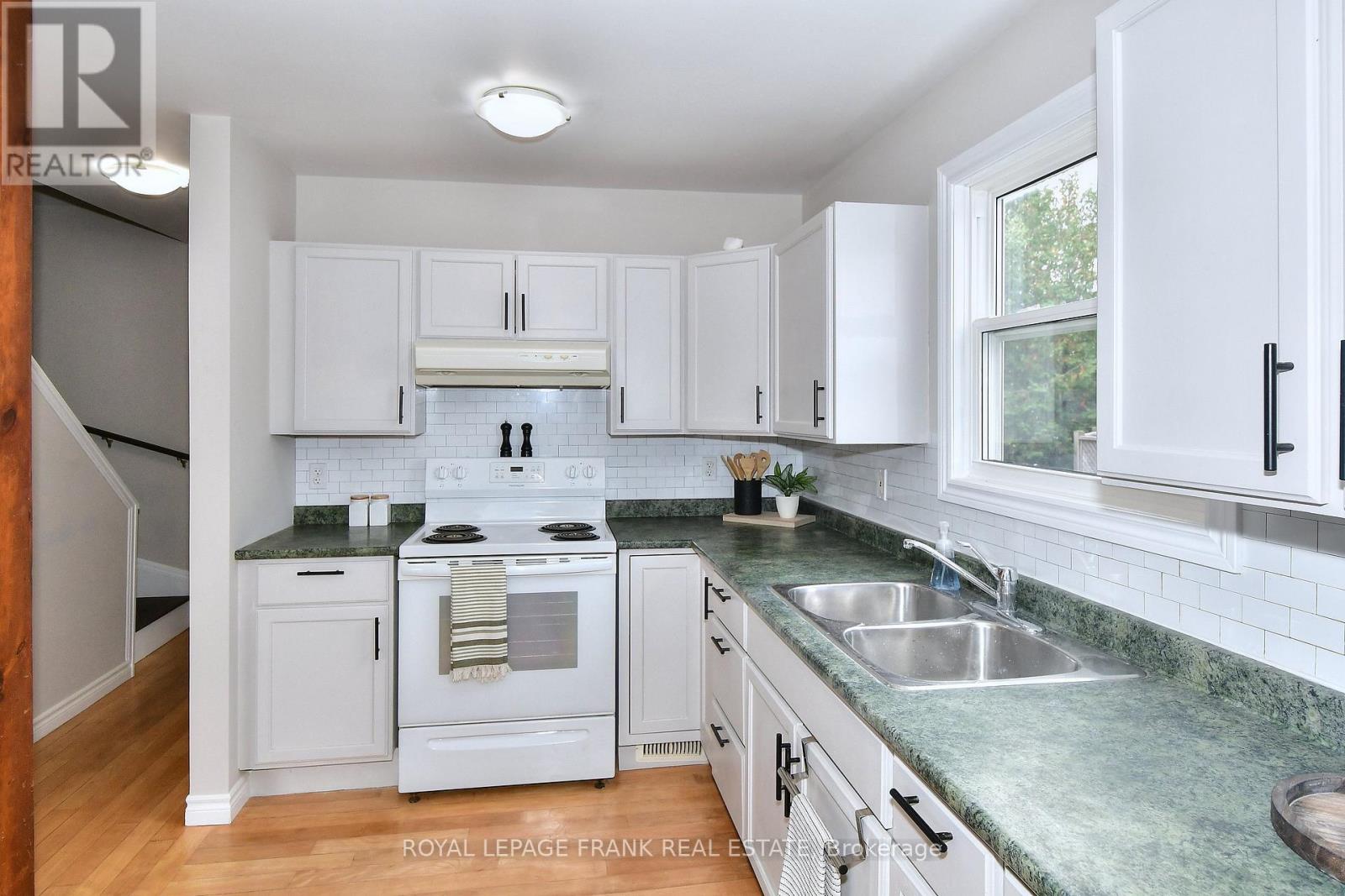 475 Brioux Avenue, Peterborough (Otonabee Ward 1), Ontario  K9J 4G6 - Photo 19 - X12481112