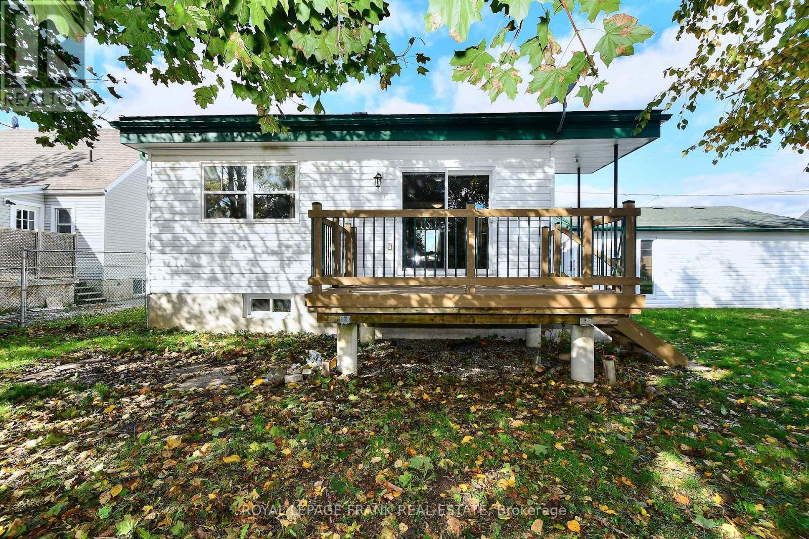 475 Brioux Avenue, Peterborough (Otonabee Ward 1), Ontario  K9J 4G6 - Photo 37 - X12481112