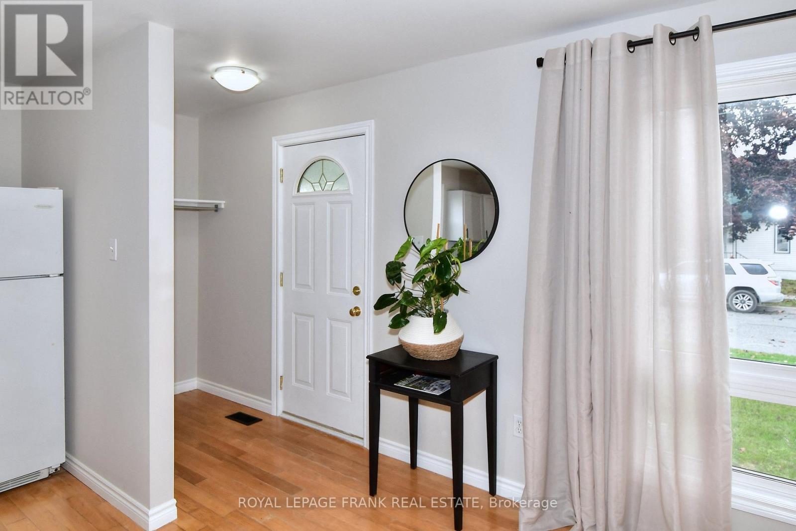 475 Brioux Avenue, Peterborough (Otonabee Ward 1), Ontario  K9J 4G6 - Photo 4 - X12481112