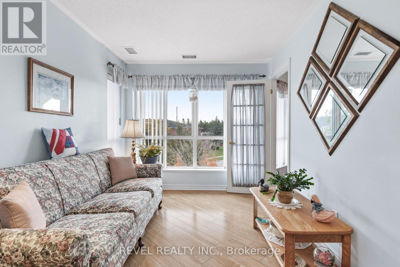 306 - 3 Heritage Way, Kawartha Lakes (Lindsay), Ontario  K9V 5Z1 - Photo 15 - X12481202