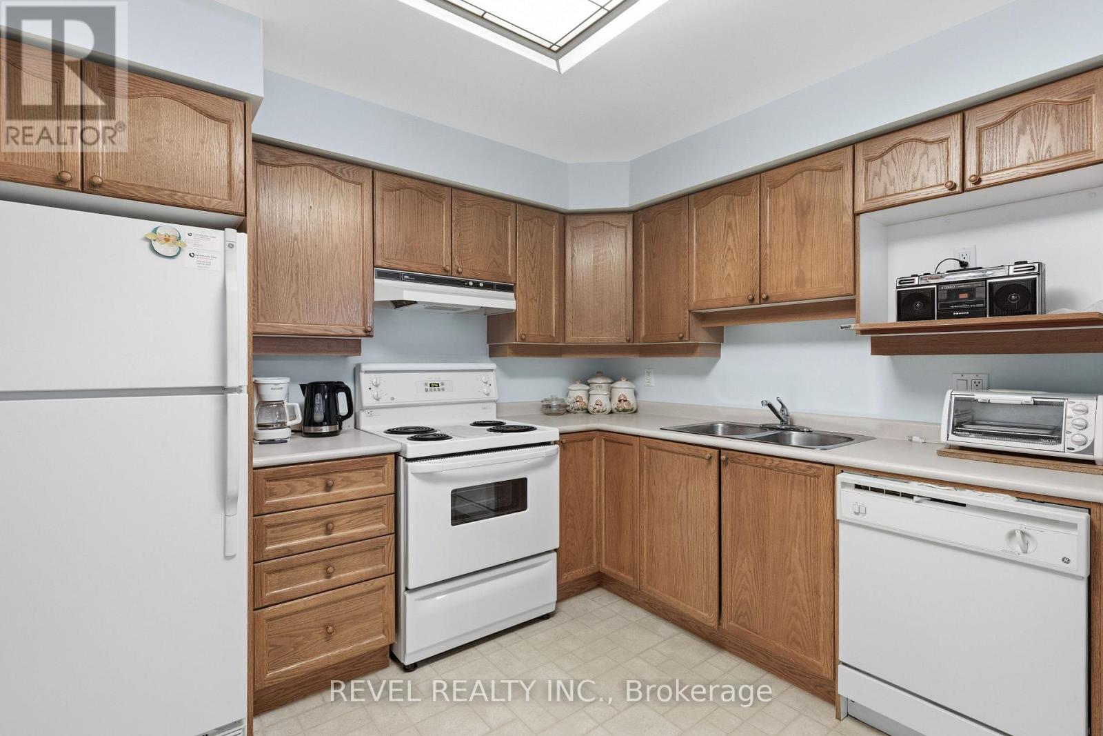 306 - 3 Heritage Way, Kawartha Lakes (Lindsay), Ontario  K9V 5Z1 - Photo 17 - X12481202