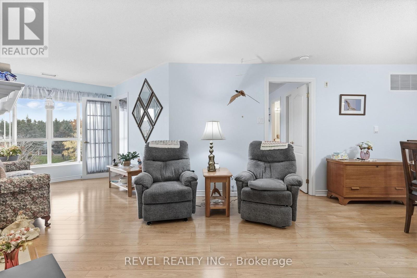 306 - 3 Heritage Way, Kawartha Lakes (Lindsay), Ontario  K9V 5Z1 - Photo 9 - X12481202