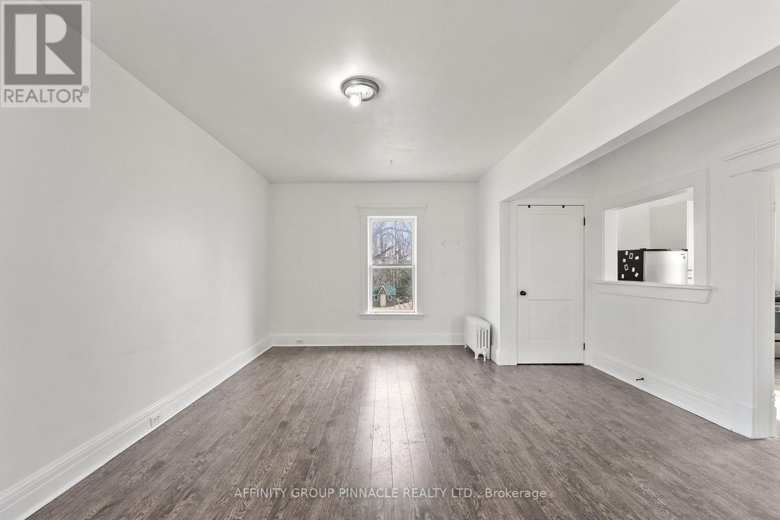 255 Kent Street W, Kawartha Lakes (Lindsay), Ontario  K9V 2Z4 - Photo 21 - X12481284