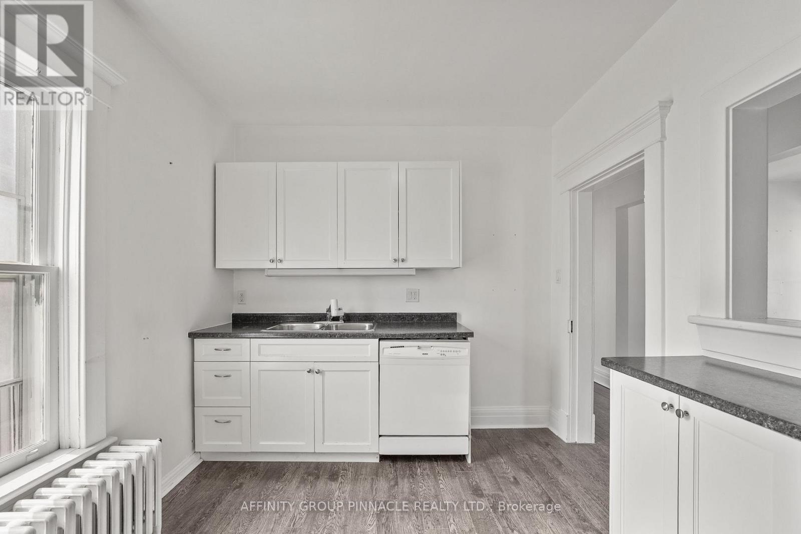 255 Kent Street W, Kawartha Lakes (Lindsay), Ontario  K9V 2Z4 - Photo 26 - X12481284