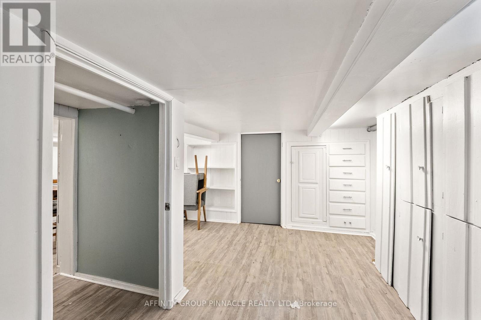 255 Kent Street W, Kawartha Lakes (Lindsay), Ontario  K9V 2Z4 - Photo 35 - X12481284