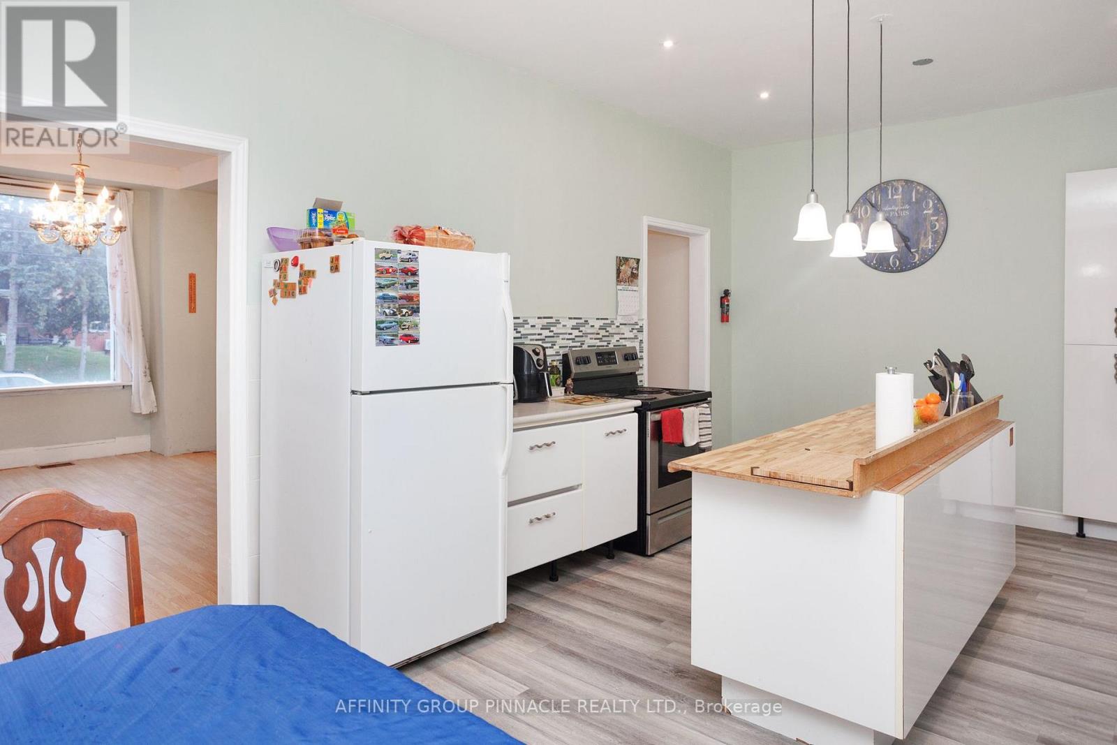 44 St Patrick Street, Kawartha Lakes (Lindsay), Ontario  K9V 1R3 - Photo 20 - X12481333