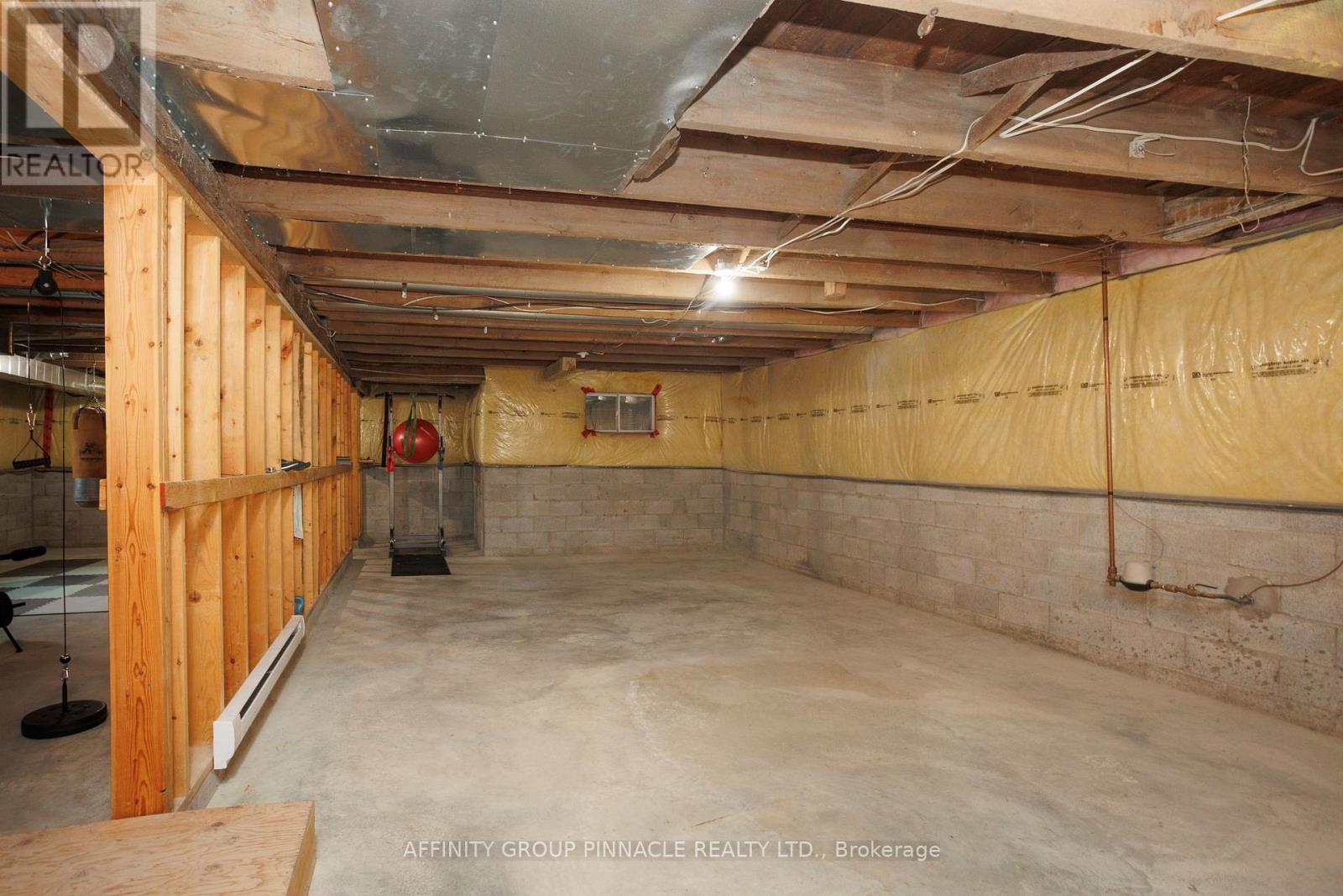 44 St Patrick Street, Kawartha Lakes (Lindsay), Ontario  K9V 1R3 - Photo 43 - X12481333