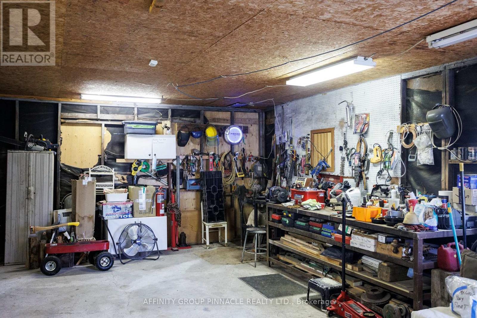 44 St Patrick Street, Kawartha Lakes (Lindsay), Ontario  K9V 1R3 - Photo 7 - X12481333