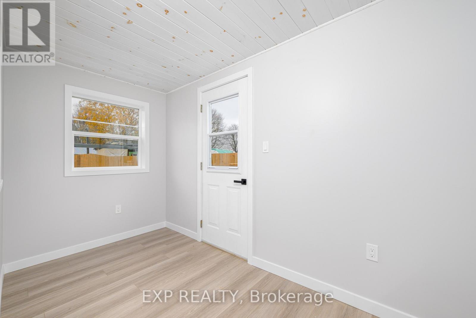 46 Young Street, Hastings Highlands (Monteagle Ward), Ontario  K0L 2S0 - Photo 19 - X12481420