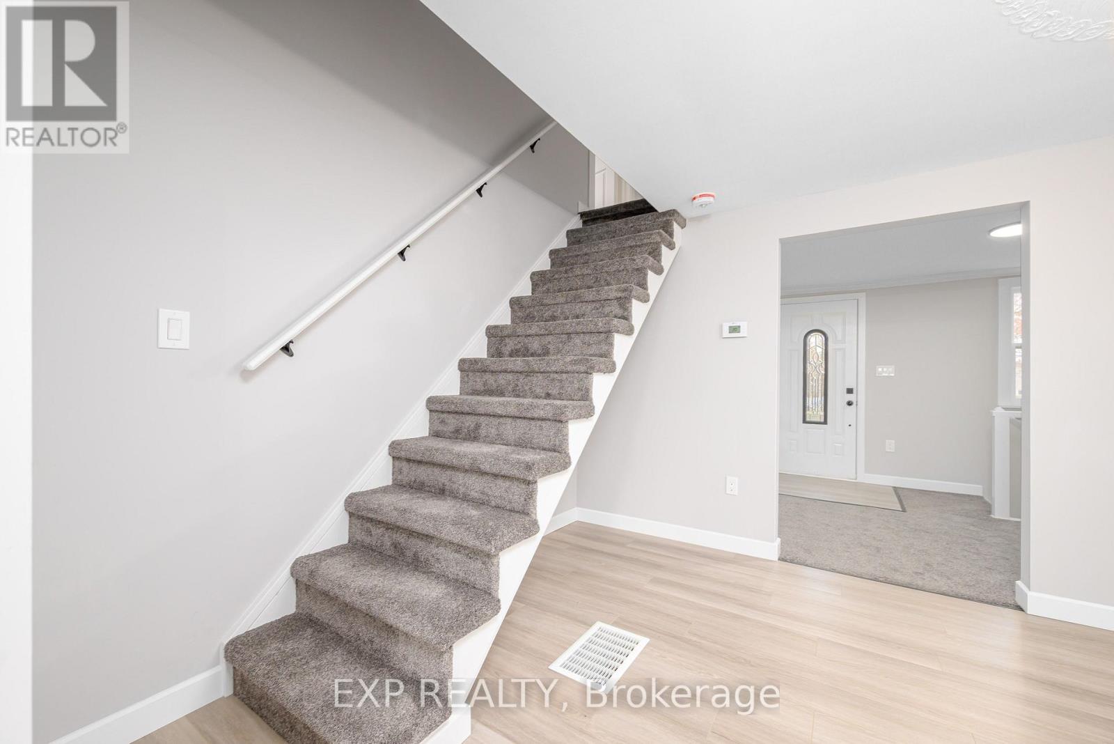 46 Young Street, Hastings Highlands (Monteagle Ward), Ontario  K0L 2S0 - Photo 21 - X12481420