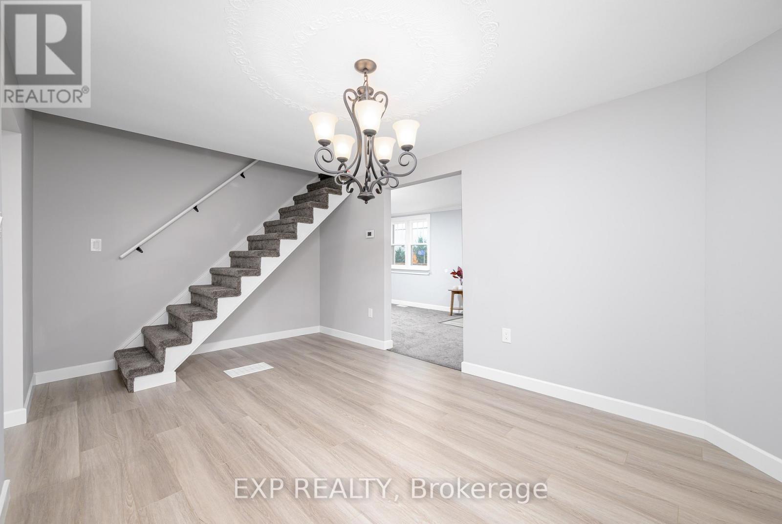 46 Young Street, Hastings Highlands (Monteagle Ward), Ontario  K0L 2S0 - Photo 9 - X12481420