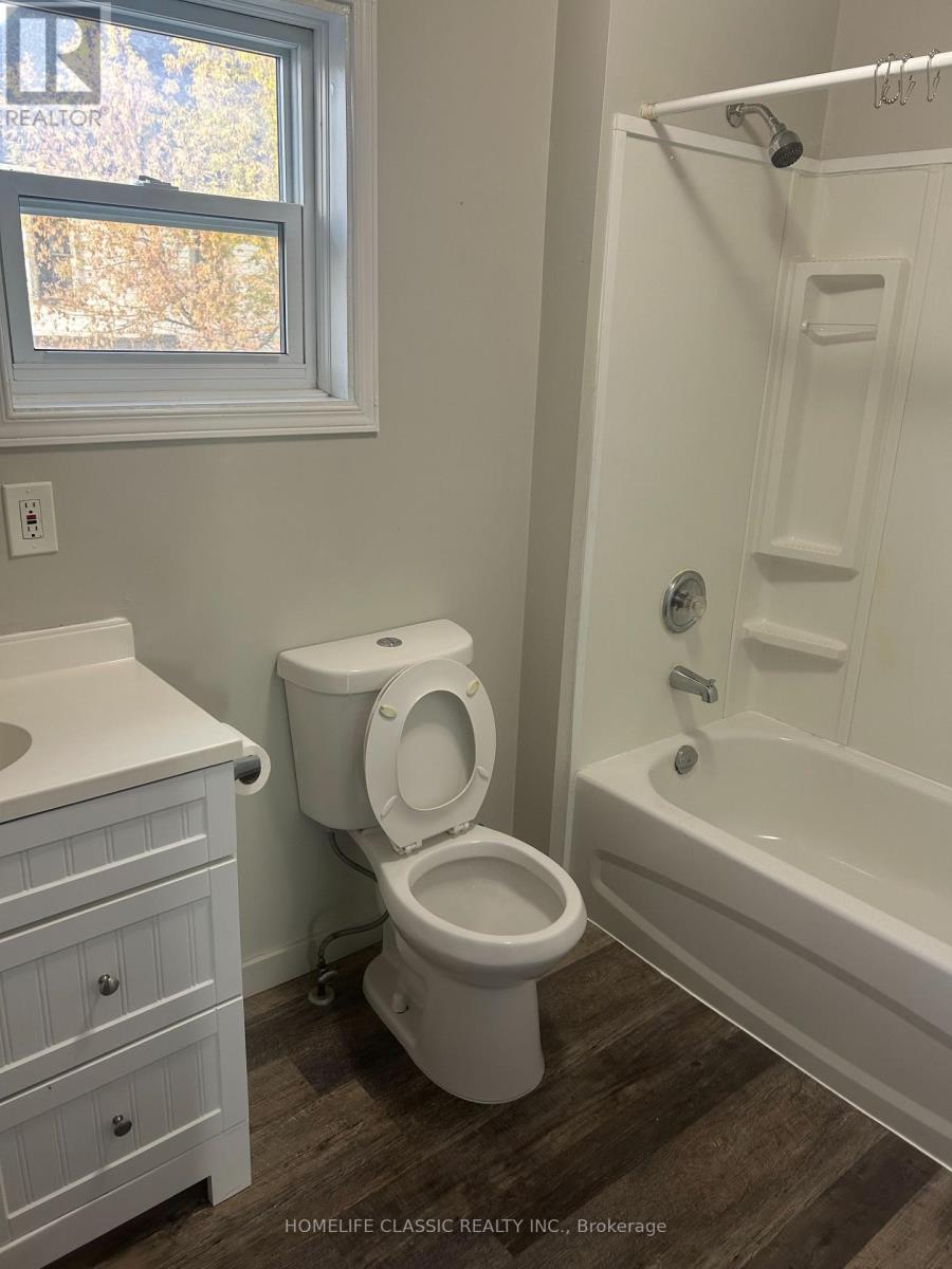 264 Wolfe Street, Peterborough (Town Ward 3), Ontario  K9J 2L3 - Photo 20 - X12481608