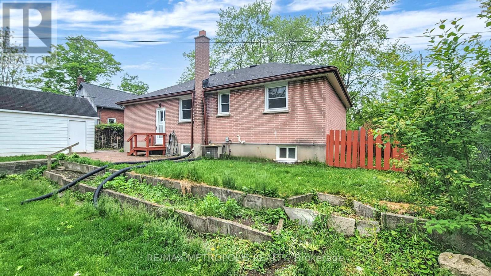 Main - 1020 Brewer Street, Peterborough Central (South), Ontario  K9J 5B4 - Photo 29 - X12481736