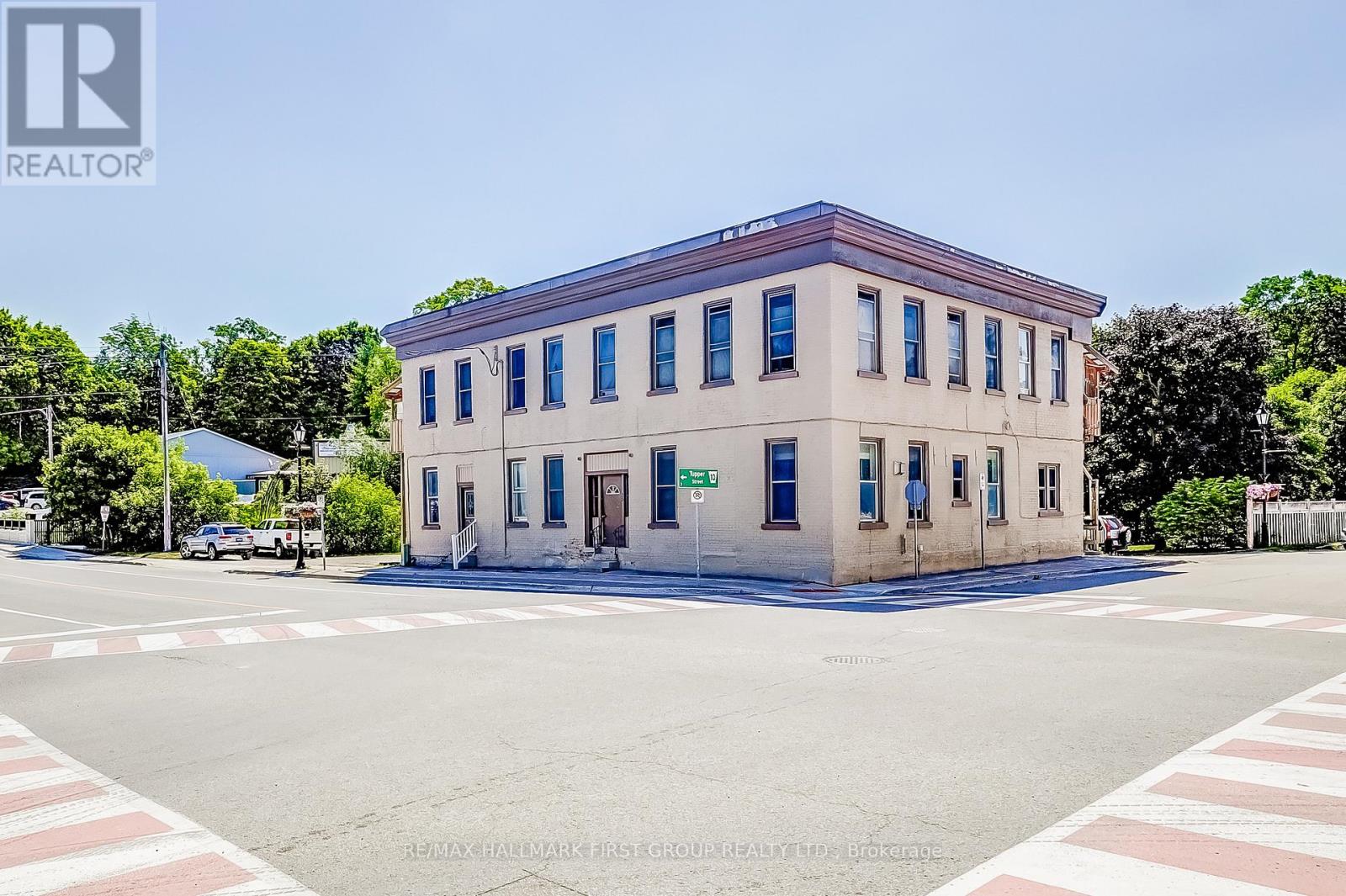 25 King Street E, Cavan Monaghan (Millbrook Village), Ontario  L0A 1G0 - Photo 3 - X12481770