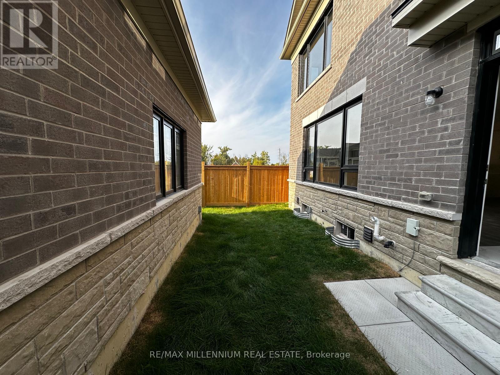 333 Lindsay Street N, Kawartha Lakes (Lindsay), Ontario  K9V 5V5 - Photo 26 - X12482523