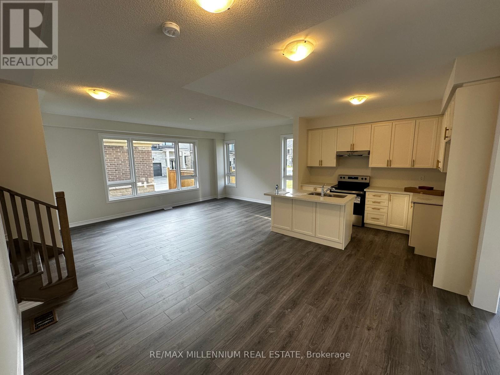 333 Lindsay Street N, Kawartha Lakes (Lindsay), Ontario  K9V 5V5 - Photo 9 - X12482523