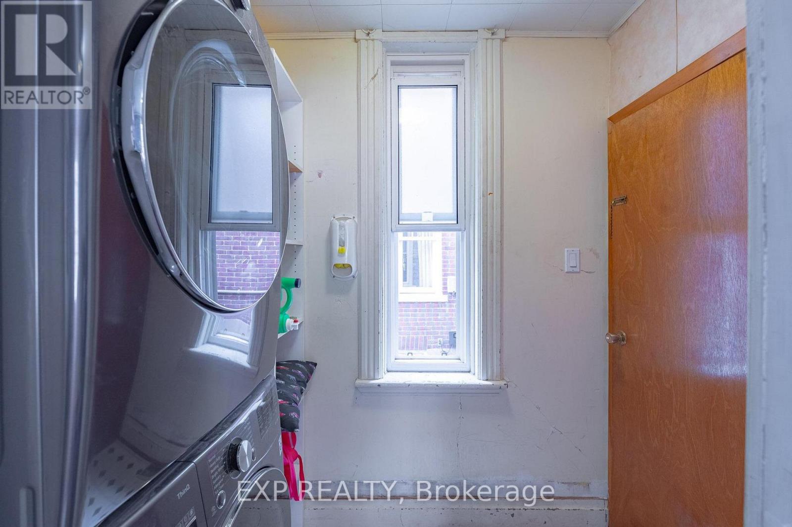 577 Bolivar Street, Peterborough (Town Ward 3), Ontario  K9J 4R9 - Photo 16 - X12482854