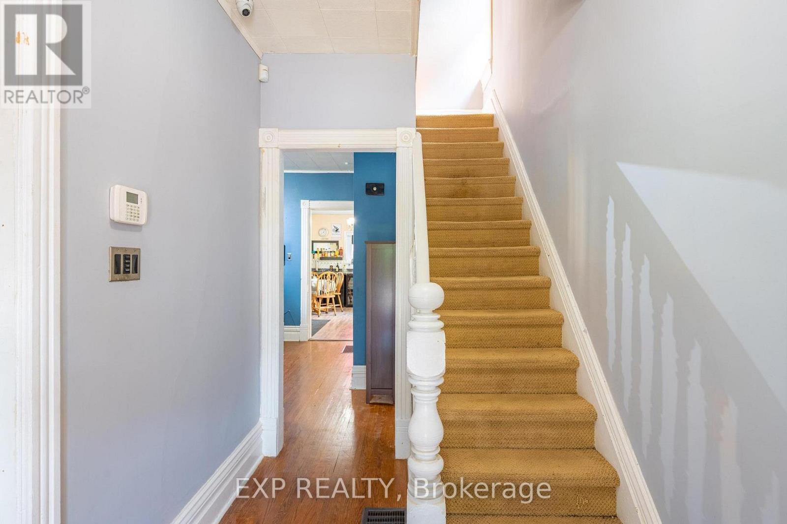 577 Bolivar Street, Peterborough (Town Ward 3), Ontario  K9J 4R9 - Photo 18 - X12482854