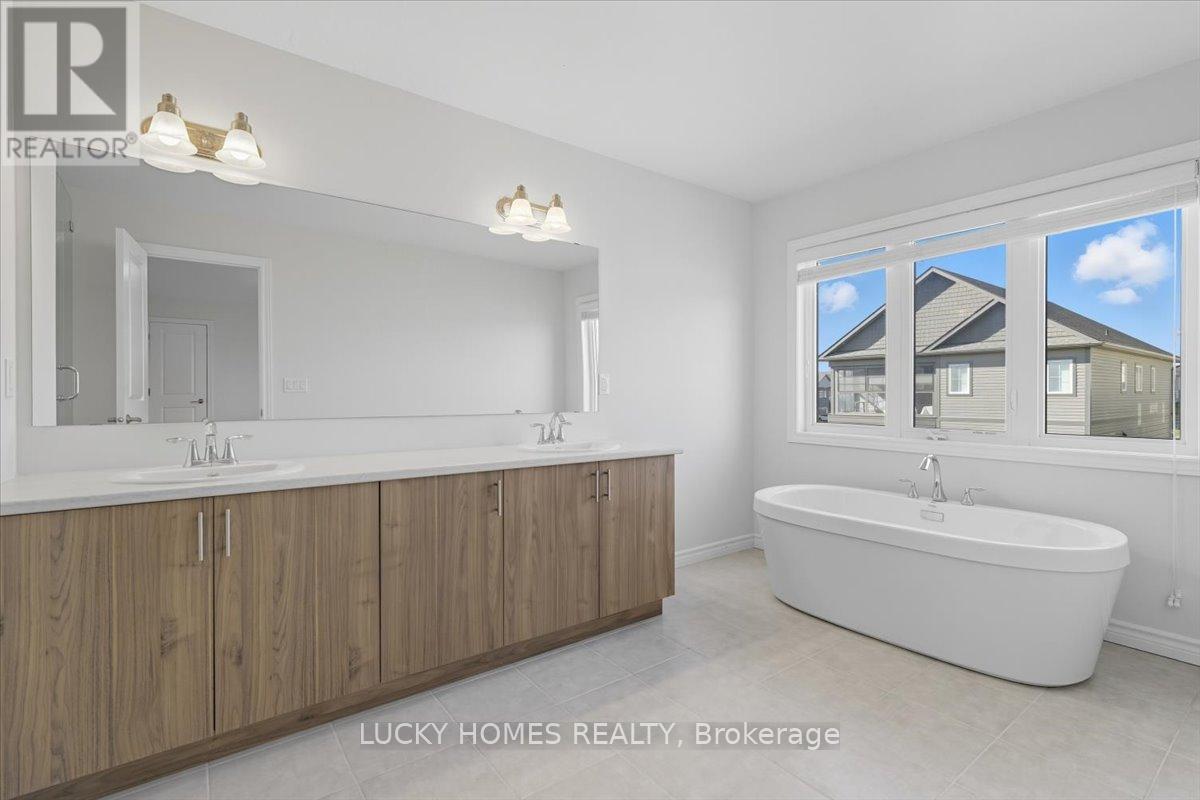 643 Lemay Grove, Peterborough (Monaghan Ward 2), Ontario  K9K 0G9 - Photo 31 - X12482875