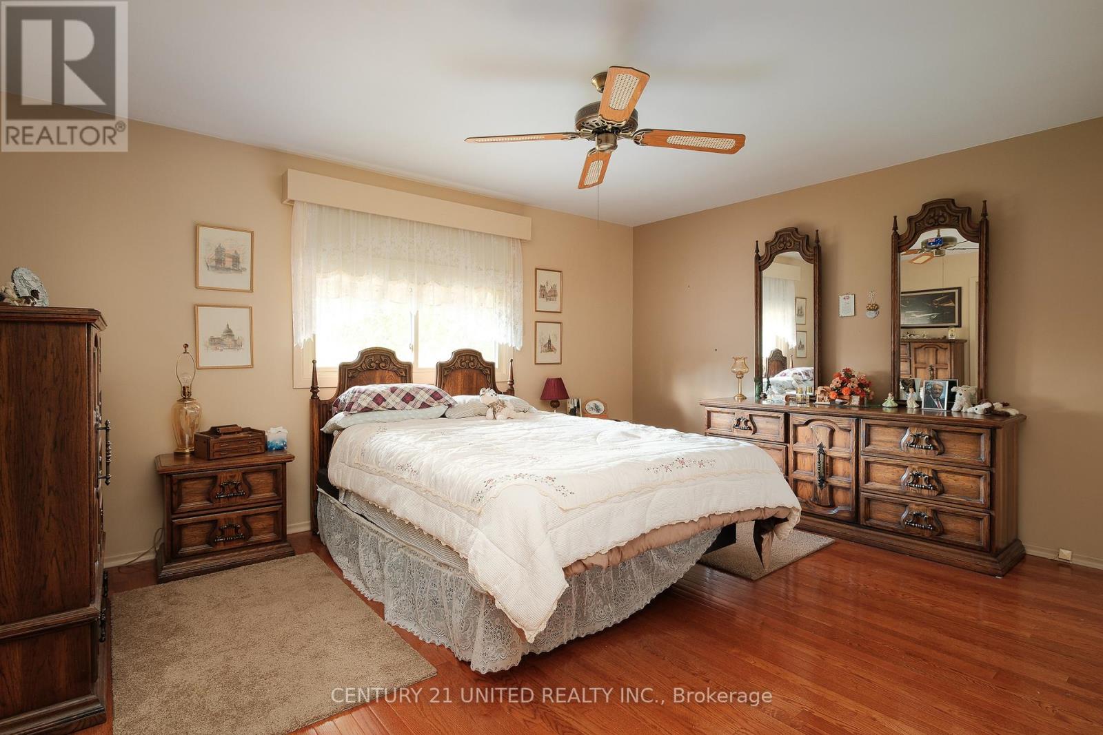 788 Cumberland Avenue, Peterborough (Northcrest Ward 5), Ontario  K9H 7B2 - Photo 26 - X12483127