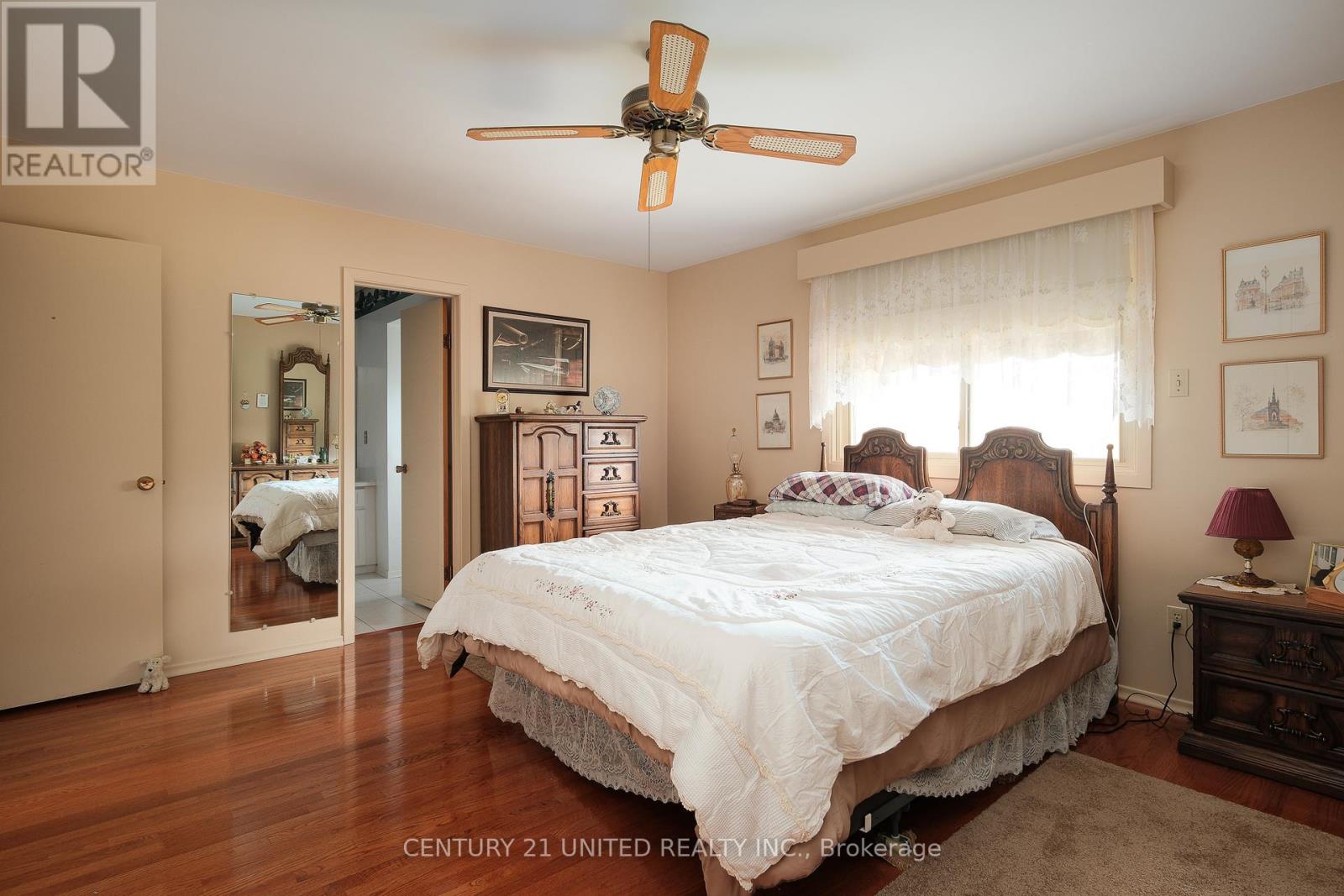 788 Cumberland Avenue, Peterborough (Northcrest Ward 5), Ontario  K9H 7B2 - Photo 27 - X12483127