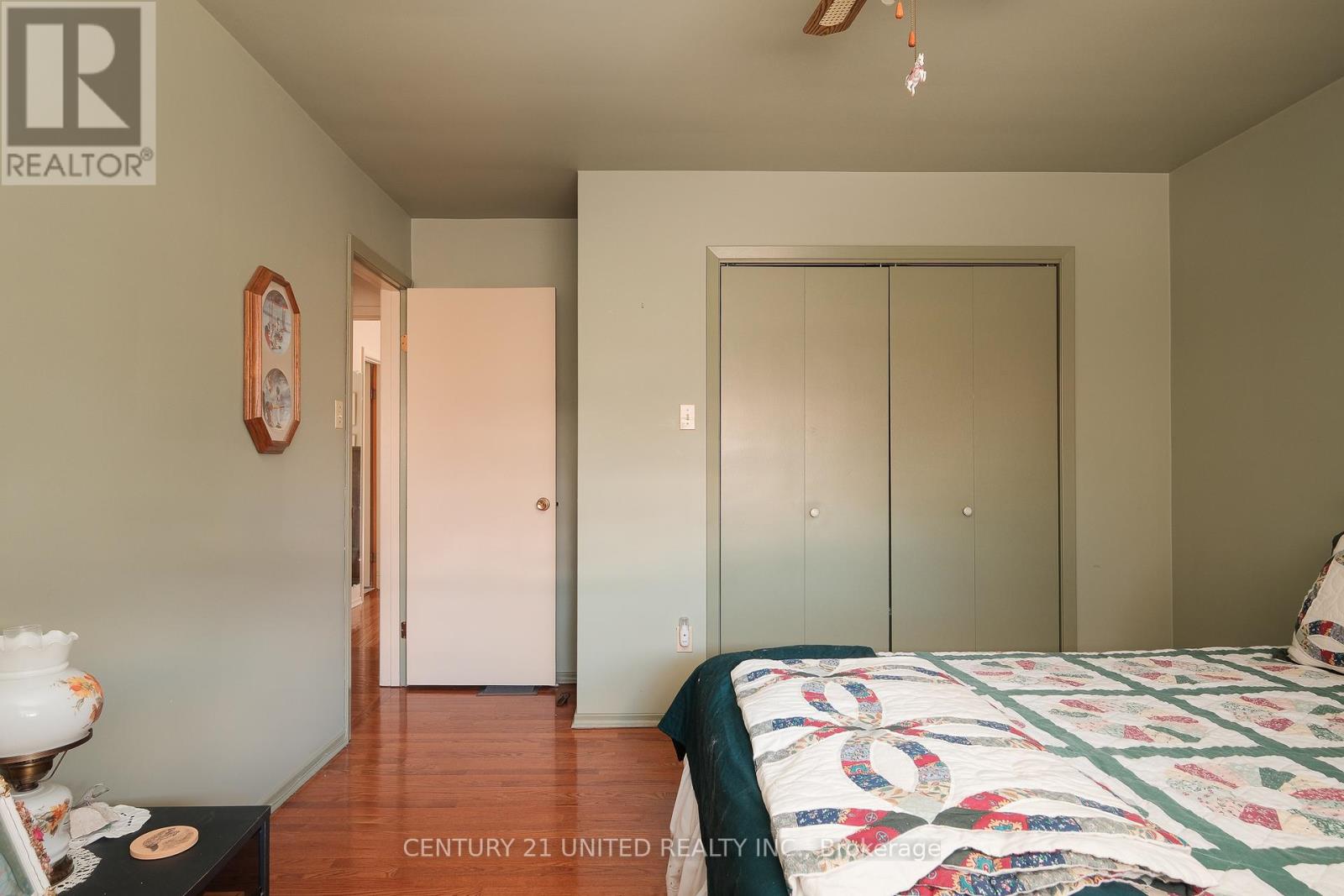 788 Cumberland Avenue, Peterborough (Northcrest Ward 5), Ontario  K9H 7B2 - Photo 30 - X12483127