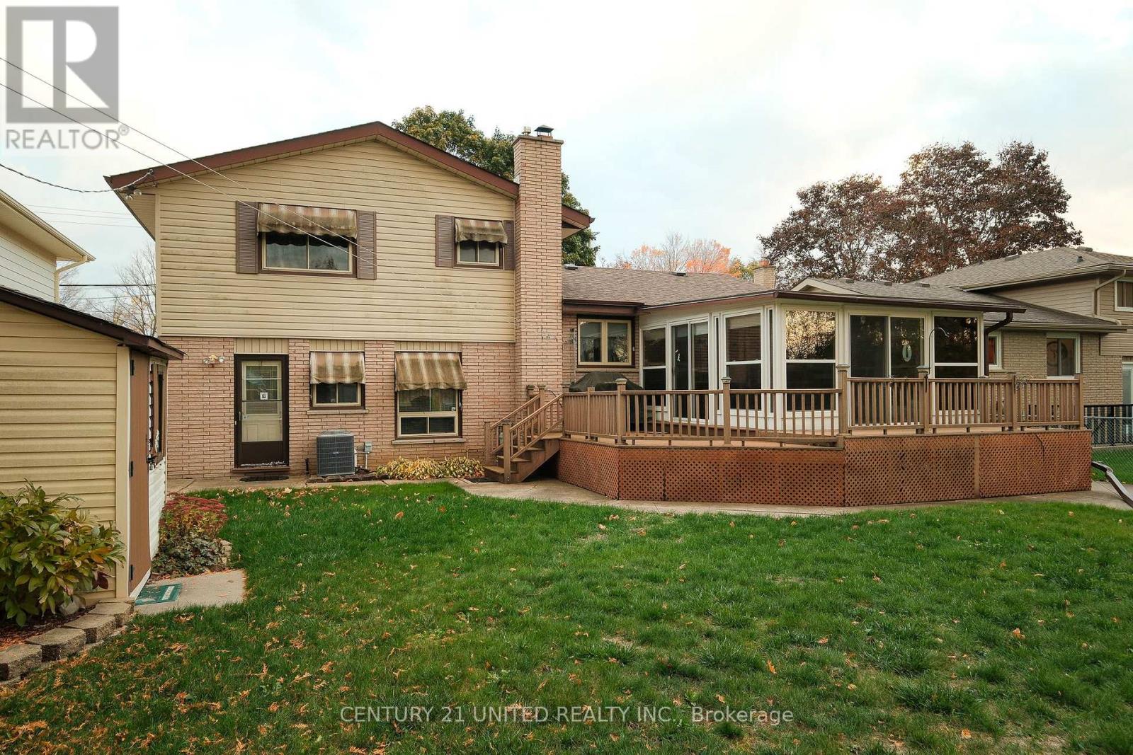 788 Cumberland Avenue, Peterborough (Northcrest Ward 5), Ontario  K9H 7B2 - Photo 45 - X12483127