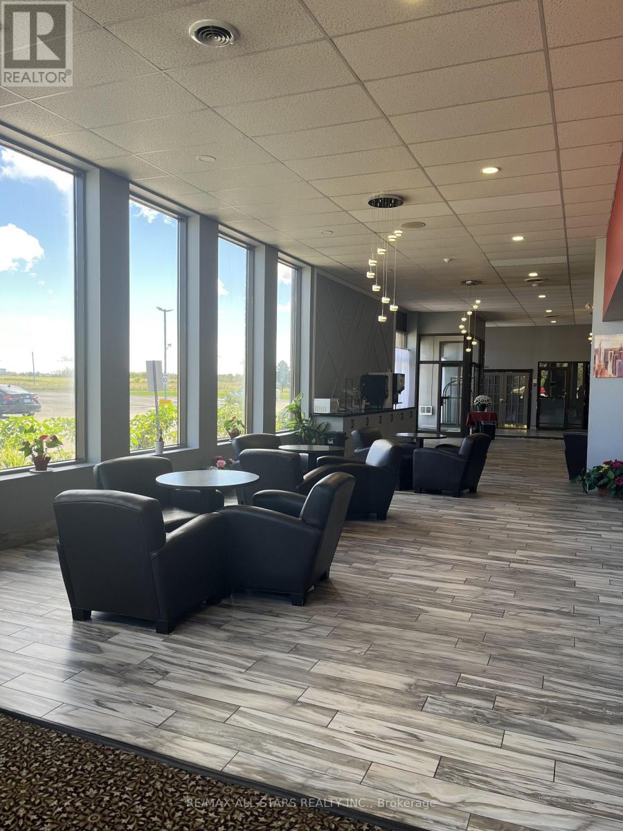 Balsam Room - 1754 Highway 7, Kawartha Lakes (Lindsay), Ontario  K9V 4R2 - Photo 3 - X12483193