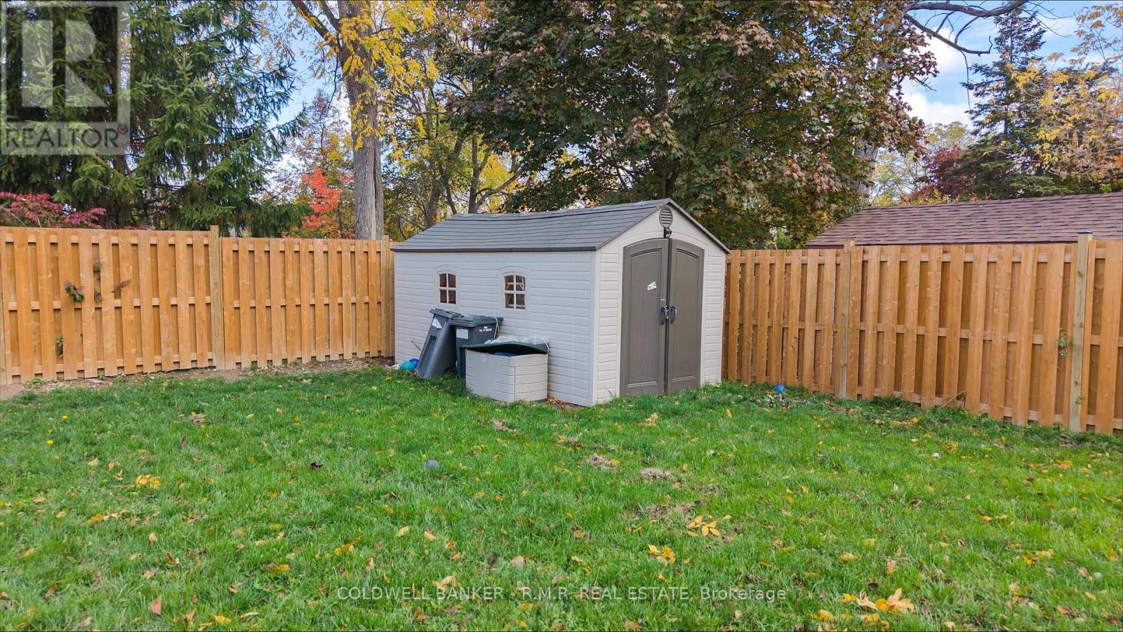 52 Glenelg Street E, Kawartha Lakes (Lindsay), Ontario  K9V 1Z3 - Photo 28 - X12483688